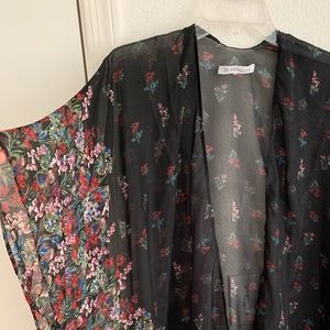 BCBGeneration Floral Kimono